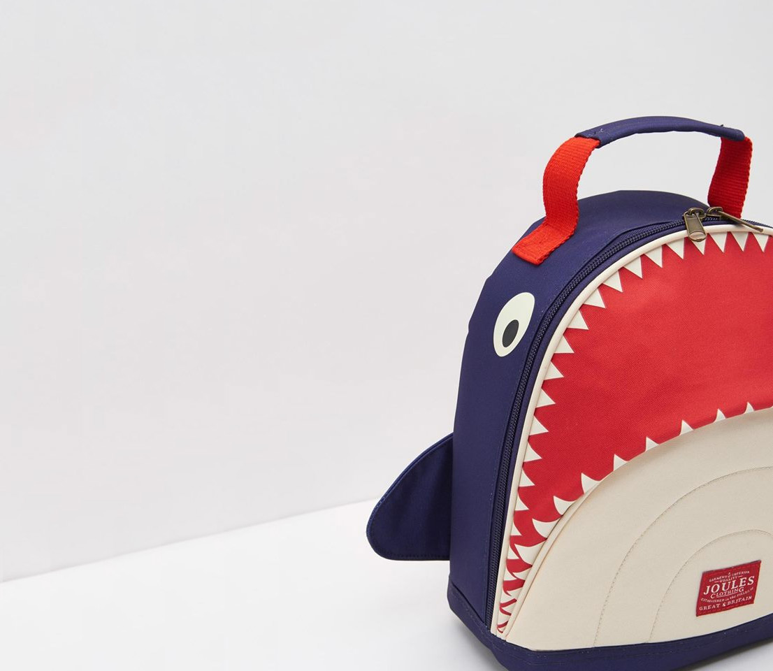 Joules-shark-pack