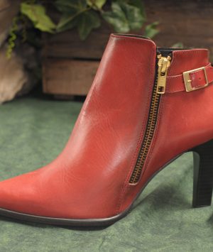 Red-ankle-boots-for-women