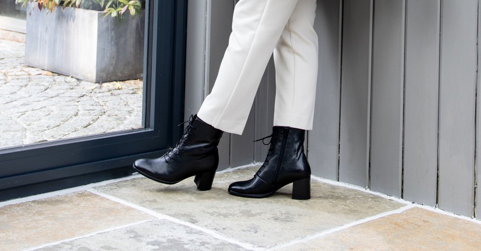 Black Boots