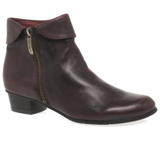Stefany 03 Womens Ankle Boots