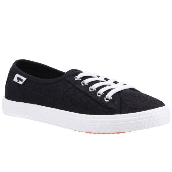 Chow Chow Elsie Eyelet Casual Slip On