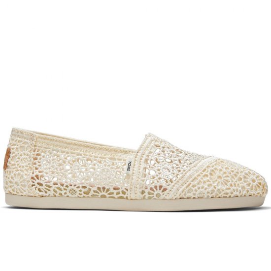 Alpargata Womens Slip On Shoes