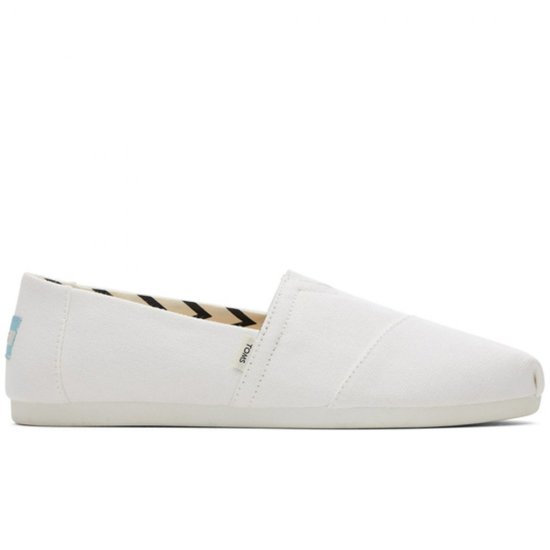 Alpargata Womens Slip On Shoes