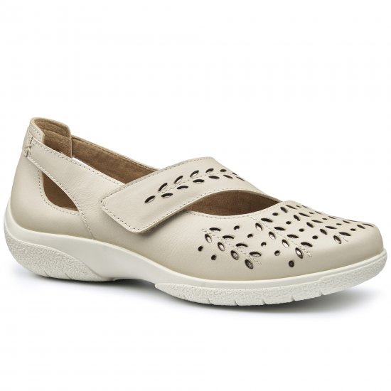 Daphne Womens Extra Wide Mary Jane Shoes