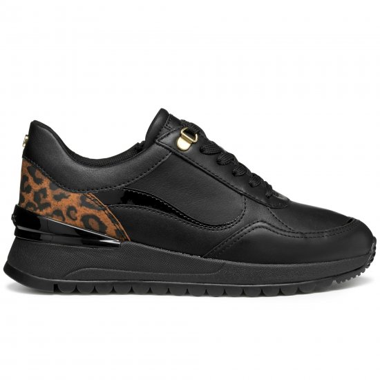 D Desya A Womens Trainers
