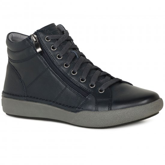 Claire 11 Womens Ankle Boots