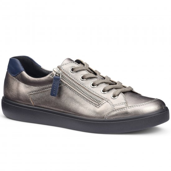 Chase II Womens Wide Fit Trainers