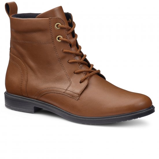 Surrey II Wide Fit Lace Up Boots