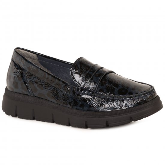 Polly Womens Loafers